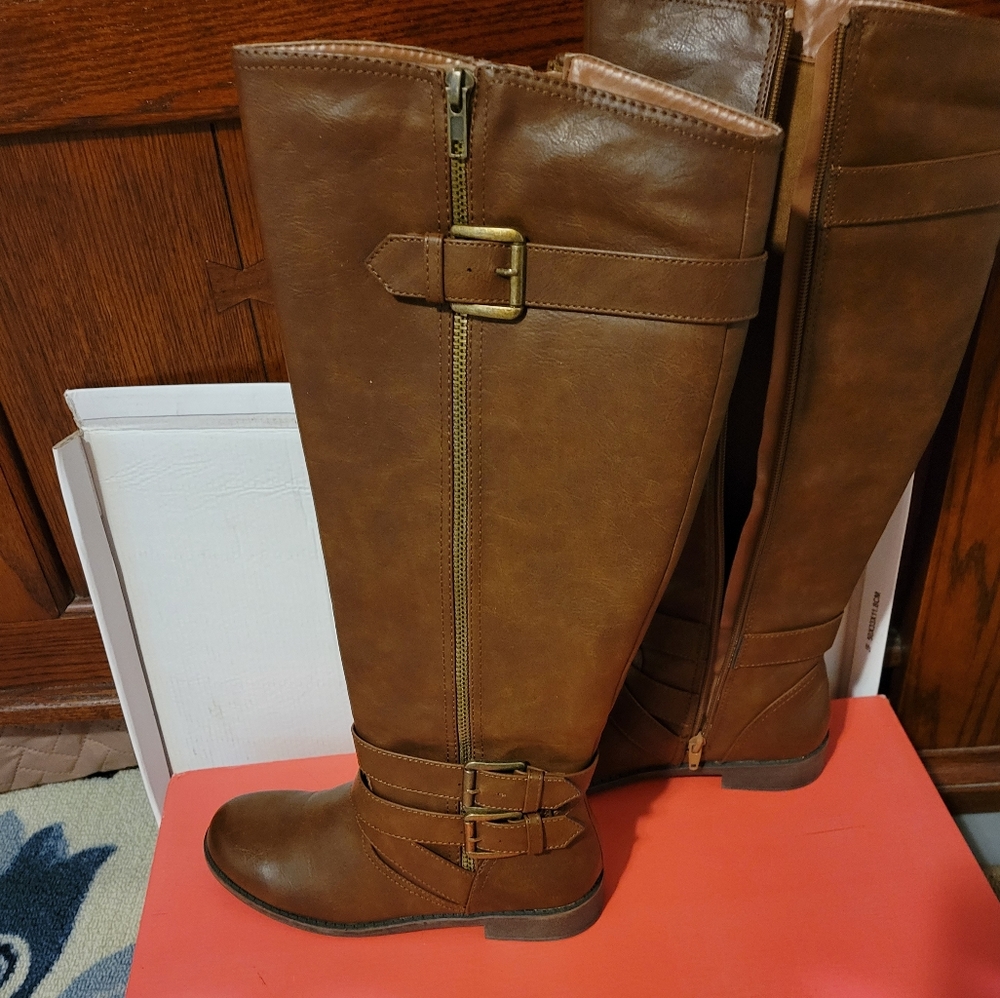 Womens high knee boots